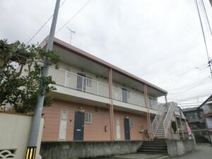 ベルフラワーハイツ外観写真