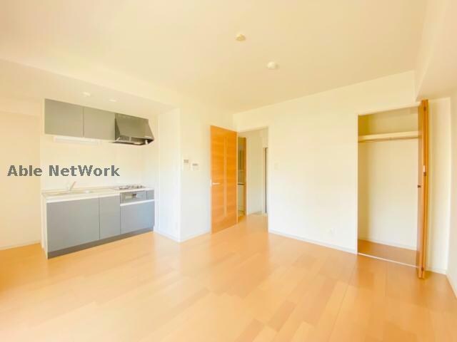 物件内観写真3　(※同型・現況優先)