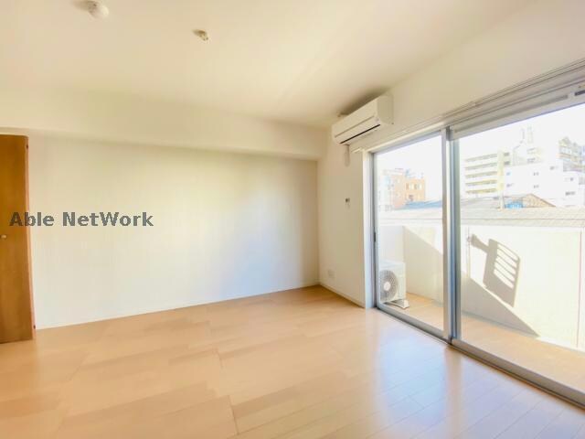 物件内観写真8　(※同型・現況優先)