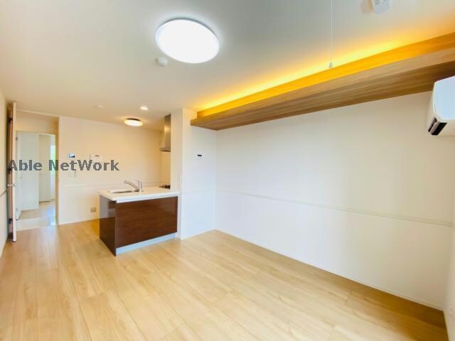 物件内観写真15　(※同型　現況優先)