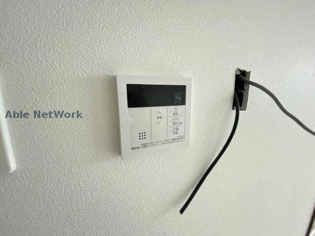 物件内観写真9　(同型反転タイプ　現況優先)