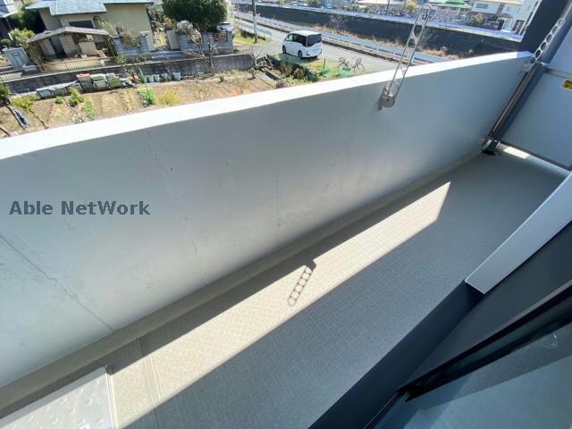 物件内観写真17　(同型反転タイプ　現況優先)