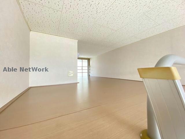 物件内観写真11　(※同型　現況優先)