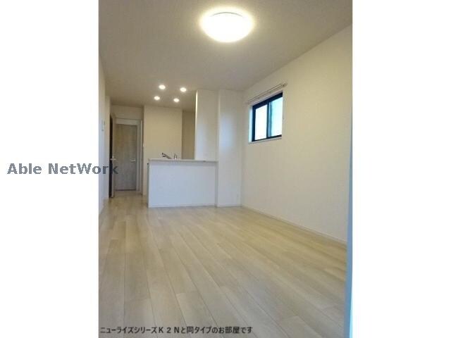 物件内観写真2　(同型タイプ・現況優先)