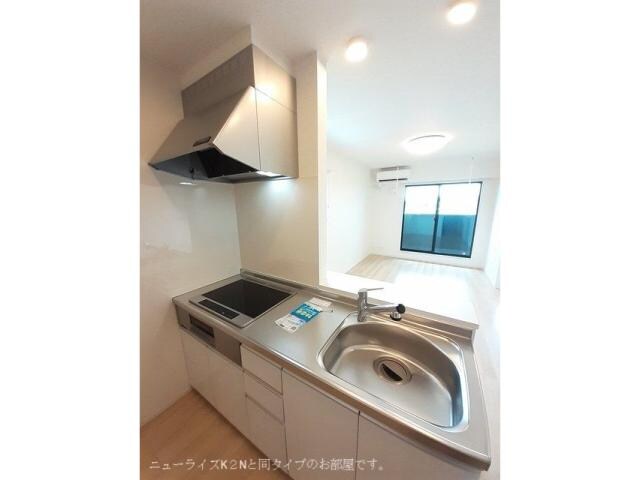 物件内観写真3　(同型タイプ・現況優先)