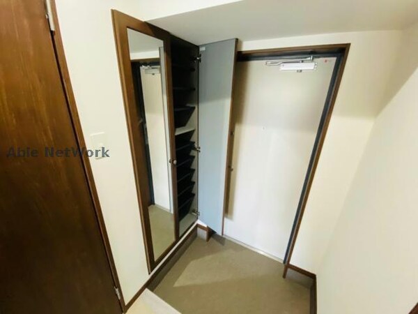 玄関回り(同型タイプ)