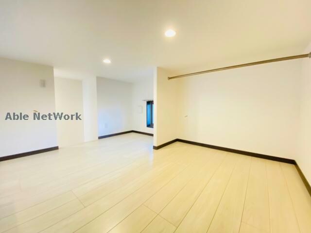 物件内観写真4　(※同型反転　現況優先)