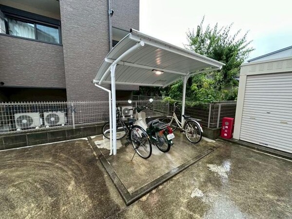 駐輪場