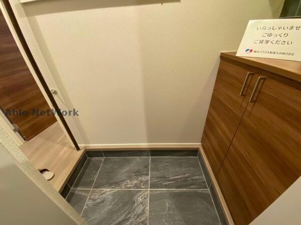 玄関回り(同型タイプ　現況優先)