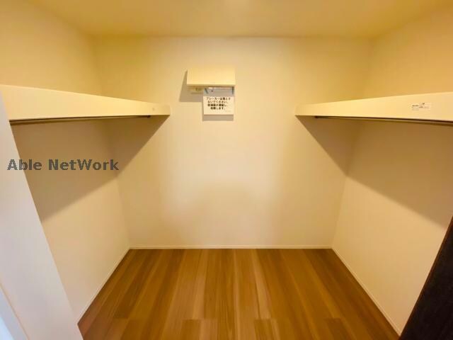 物件内観写真9　(※同型タイプ　現況優先)