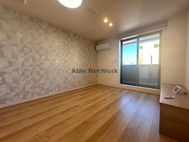 物件内観写真2　(同型タイプ　現況優先)