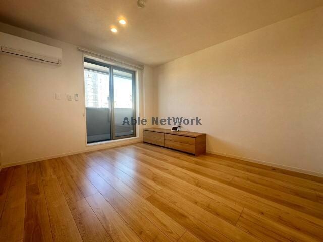 物件内観写真3　(同型タイプ　現況優先)