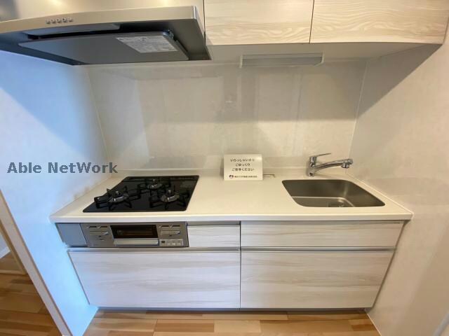 物件内観写真3　(※同型タイプ　現況優先)