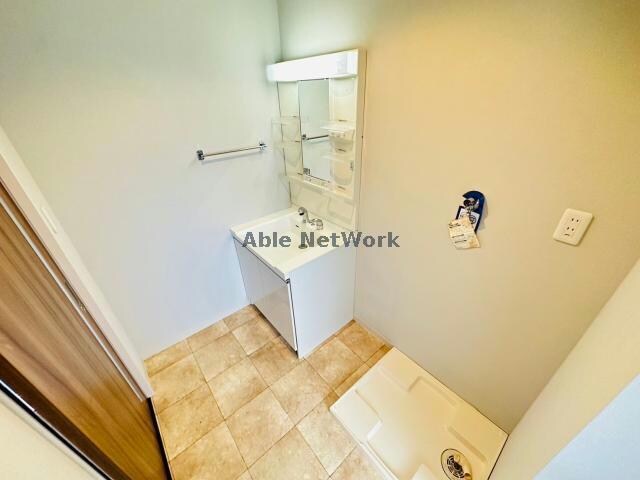 物件内観写真10　(※同型・現況優先)