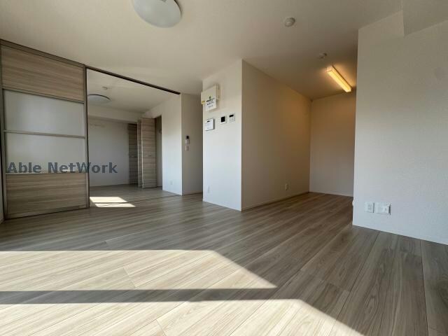 物件内観写真8　(※同型・現況優先)