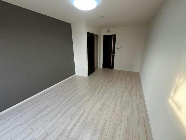 物件内観写真3　(同型　現況優先)