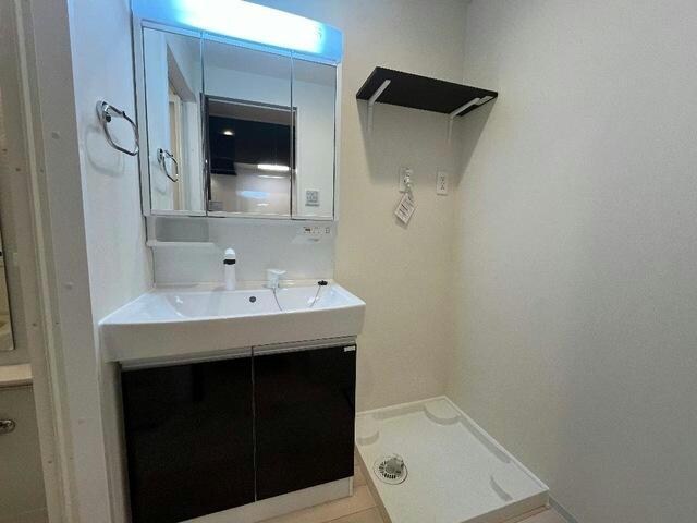 物件内観写真9　(同型　現況優先)