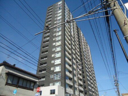 シティタワー西堀外観写真