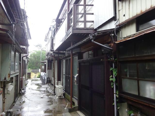 四ツ屋町貸家