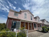 サンプラッツの外観写真