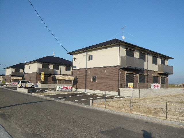 ハミングタウンの物件外観写真