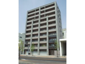 パエーゼ駅南外観写真