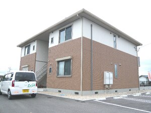 カーサ・ラピス外観写真