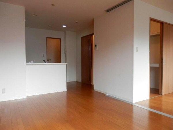 リビングダイニング