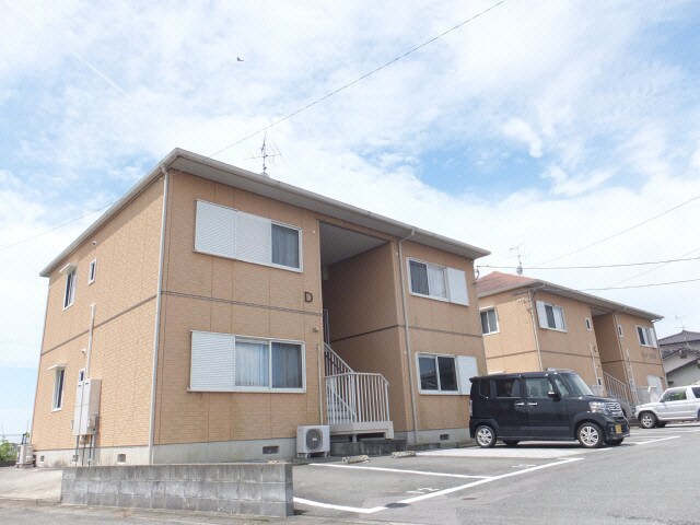 ヴィラ北川副の物件外観写真