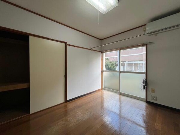 居室(別部屋参照)