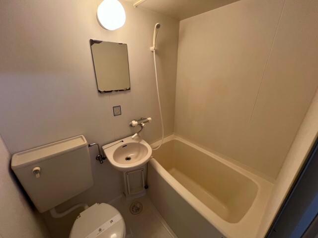 物件内観写真11　(別部屋参照)