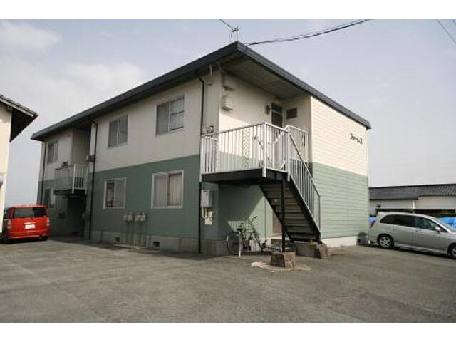 フォーレスの物件外観写真