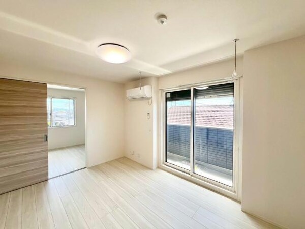 リビングダイニング