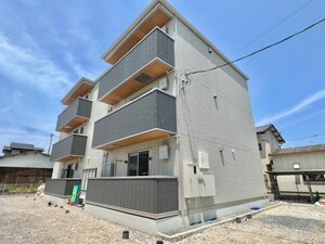ロイヤルタウン八戸外観写真