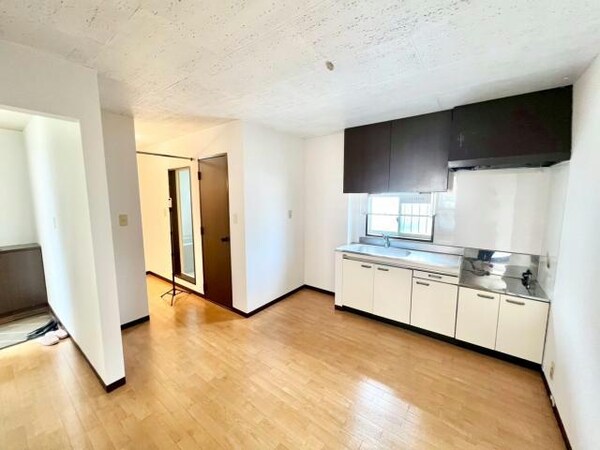 リビングダイニング