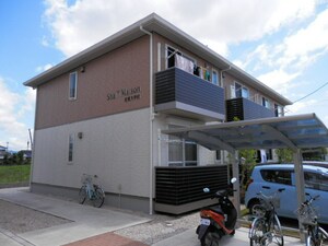 シャーメゾン佐賀大学前外観写真