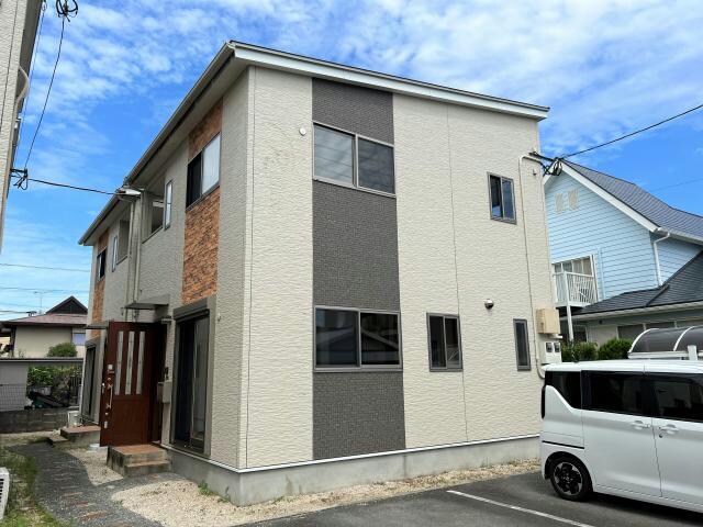 ニューバリー八戸溝の物件外観写真