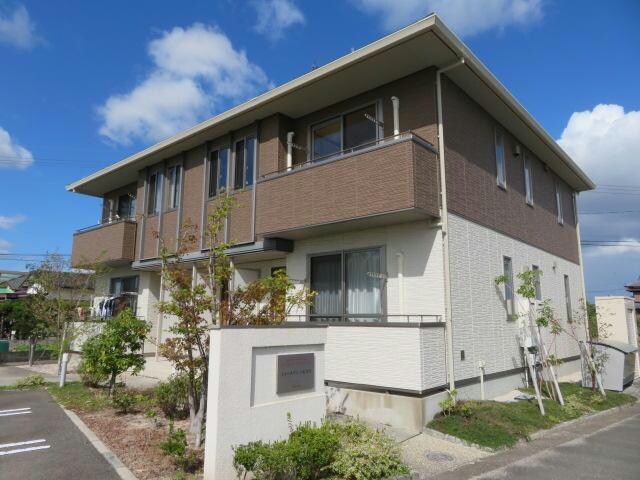 シャーメゾンハピネスの物件外観写真