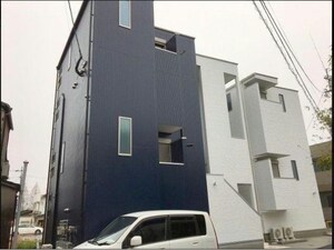 CB天神アルマ外観写真