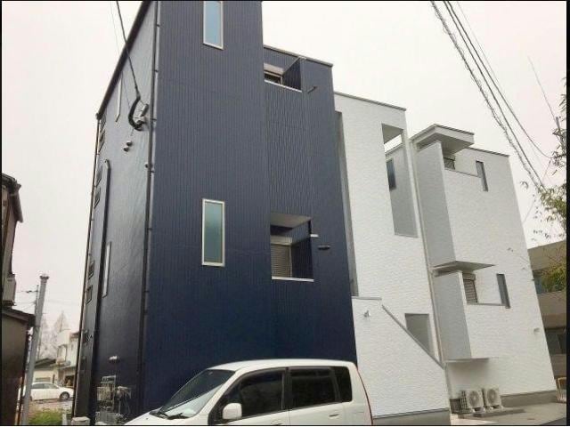 CB天神アルマの物件外観写真