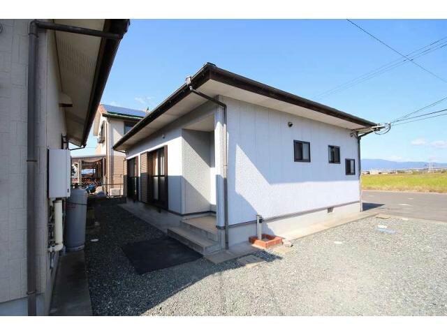 久保田貸家の物件外観写真