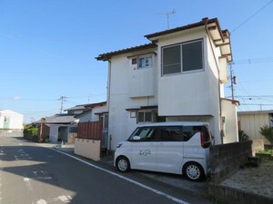 高木瀬東岸川貸家外観写真