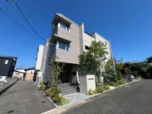 メゾン・ド・アマルフィⅢの物件外観写真