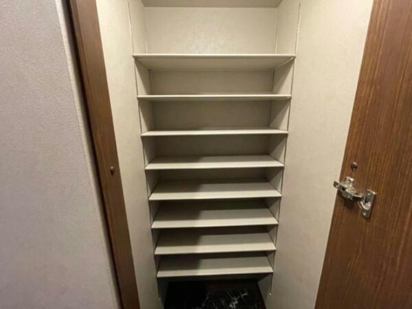 玄関回り