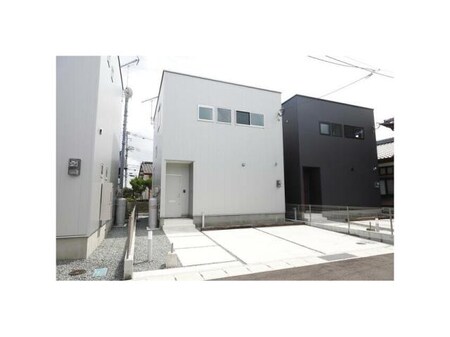 シャルムパーク　D棟外観写真
