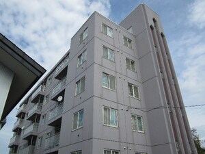 エルカーサ外観写真