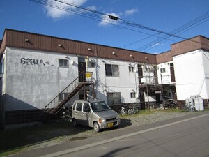 ６条東ハイツ外観写真