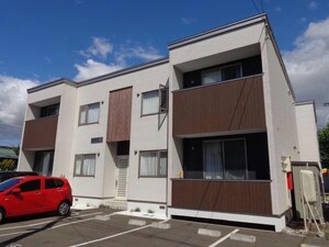 シャトン岩見沢B外観写真