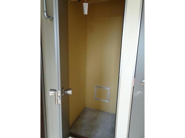 物件内観写真15　(トランクルーム)