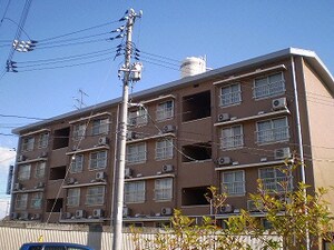 新倉敷マンションA外観写真